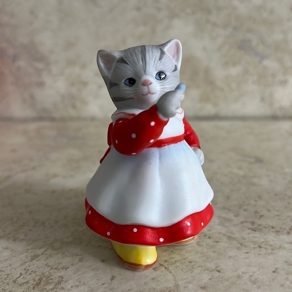 Schmid Kitty Cucumber Figurine Back to School 1990 - Picture 6 of 6